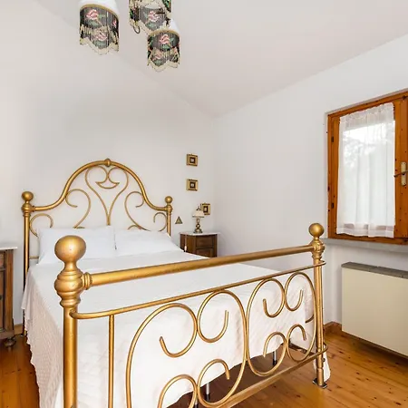 Eleonora Villa San Vivaldo